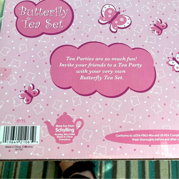 Brand new with tags 13 piece Schylling Butterfly Tea Set - Picture 6 of 8